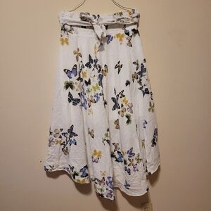 SACRED Threads White‎ with Butterflies Skirt size small